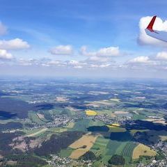 Flugwegposition um 13:03:43: Aufgenommen in der Nähe von Erzgebirgskreis, Deutschland in 1471 Meter